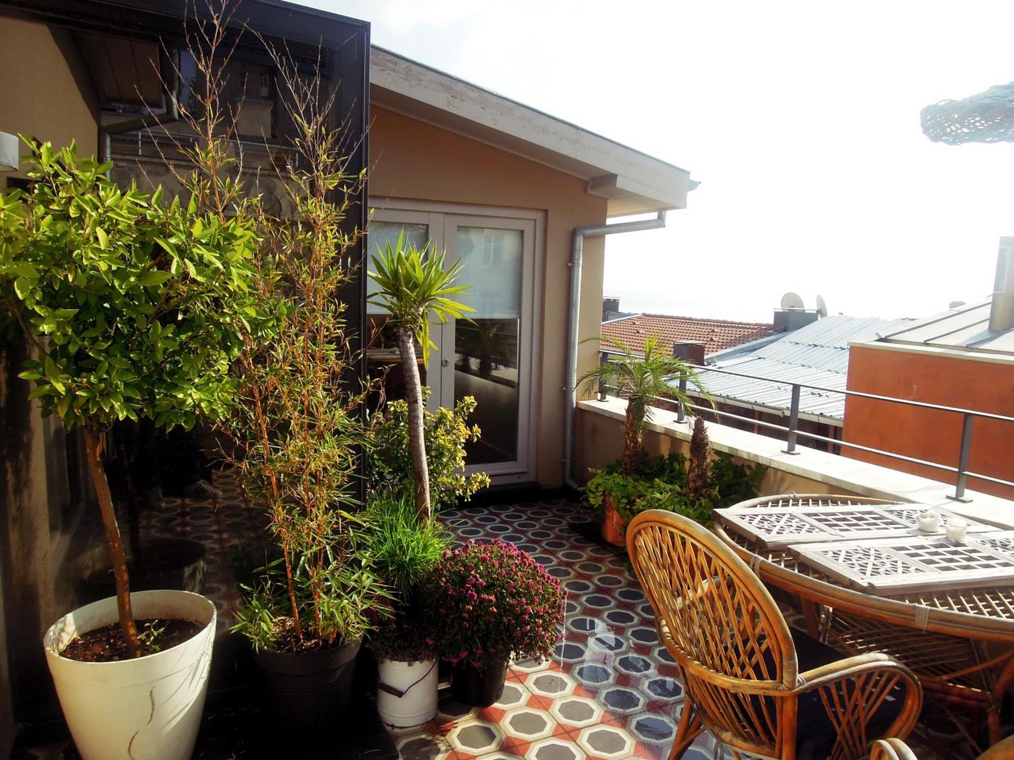 Guest house Kumbaraci & *
